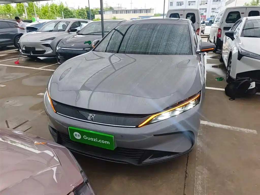 BYD Han 2025 Model EV 605KM Premium Version фото 3