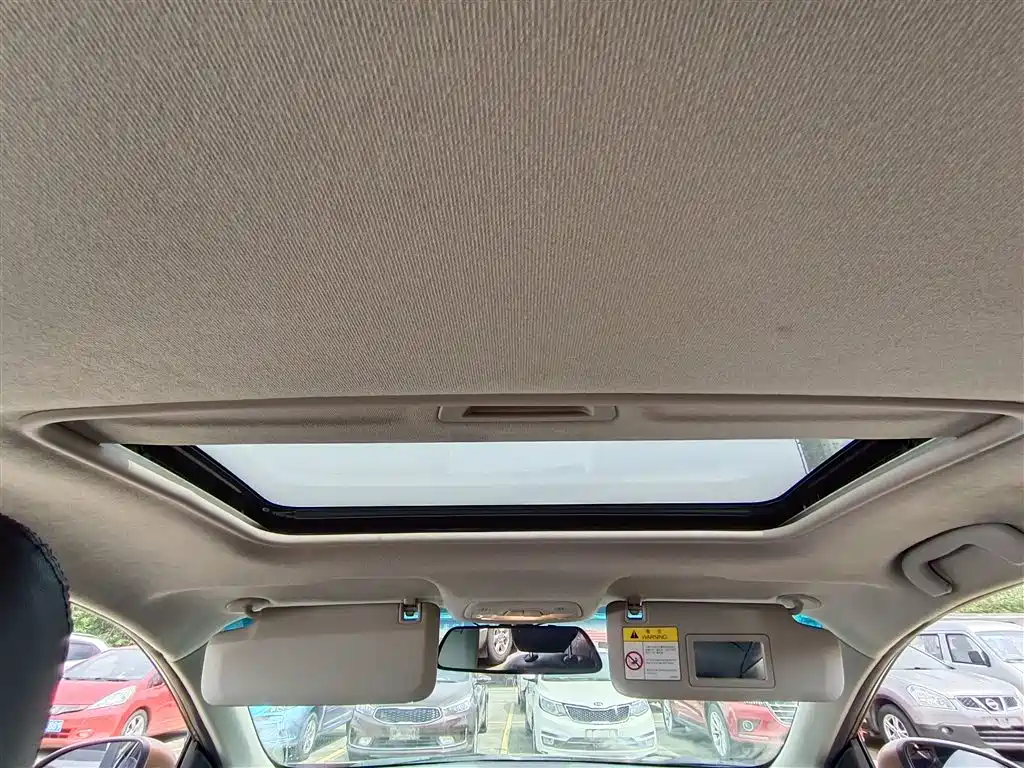 Chevrolet Cavalier 2018 320 Auto Enjoy Sunroof Edition фото 17