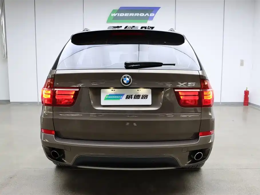 BMW X5 (Import) 2013 xDrive35i Leading фото 7
