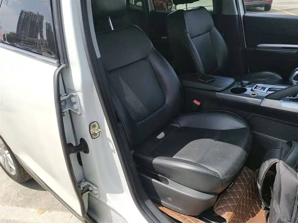 Peugeot 3008 2016 1.6THP Automatic Classic Edition фото 25