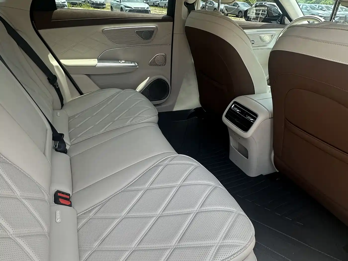 Chery Fengyun Fengyun A9L 2025 260 Ultra Long Range Luxury Edition фото 10