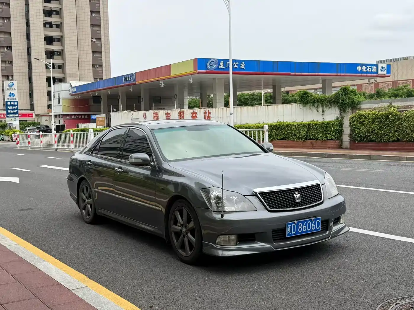 Toyota Crown 2005 2005 Model 3.0L Royal Saloon