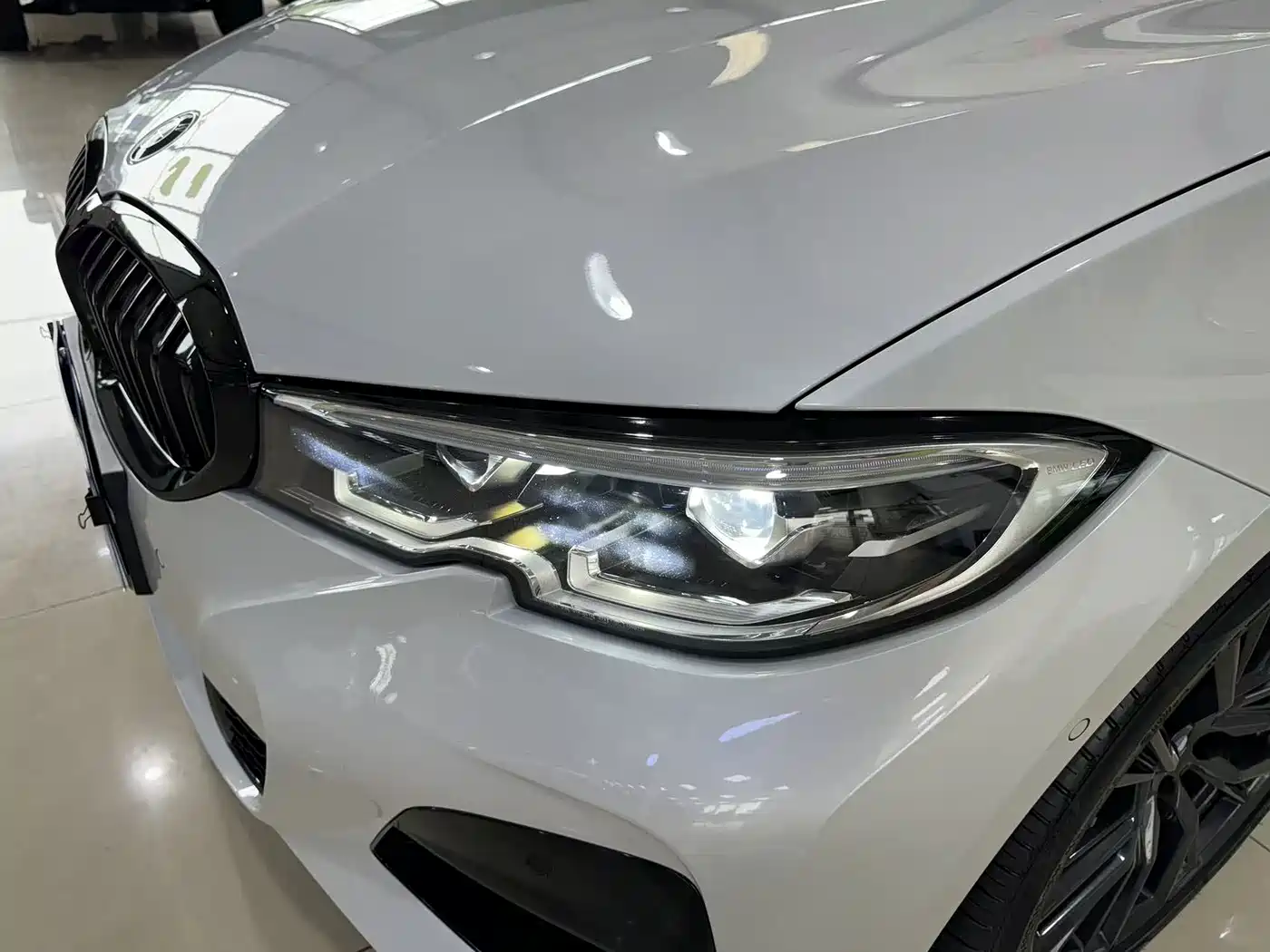 BMW 3 Series 2021 Facelift 325Li M Sport Shadow Edition фото 14