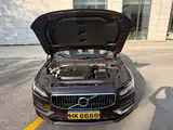 Photo 16 - Volvo S90