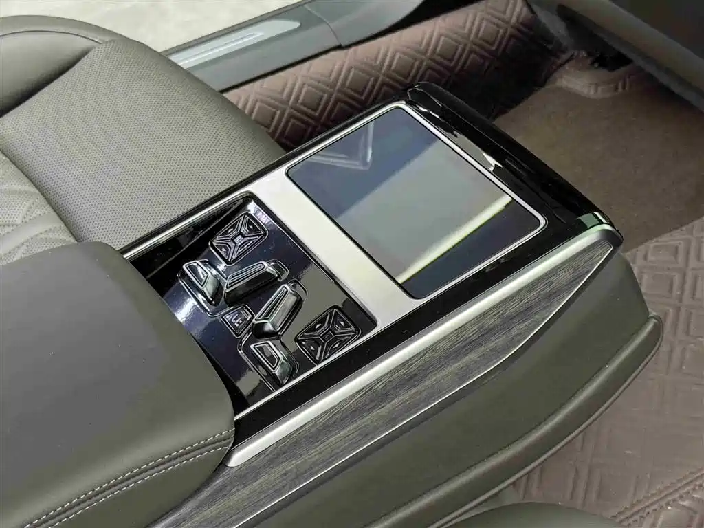 Audi A8 2023 A8L 55 TFSI quattro Flagship фото 10