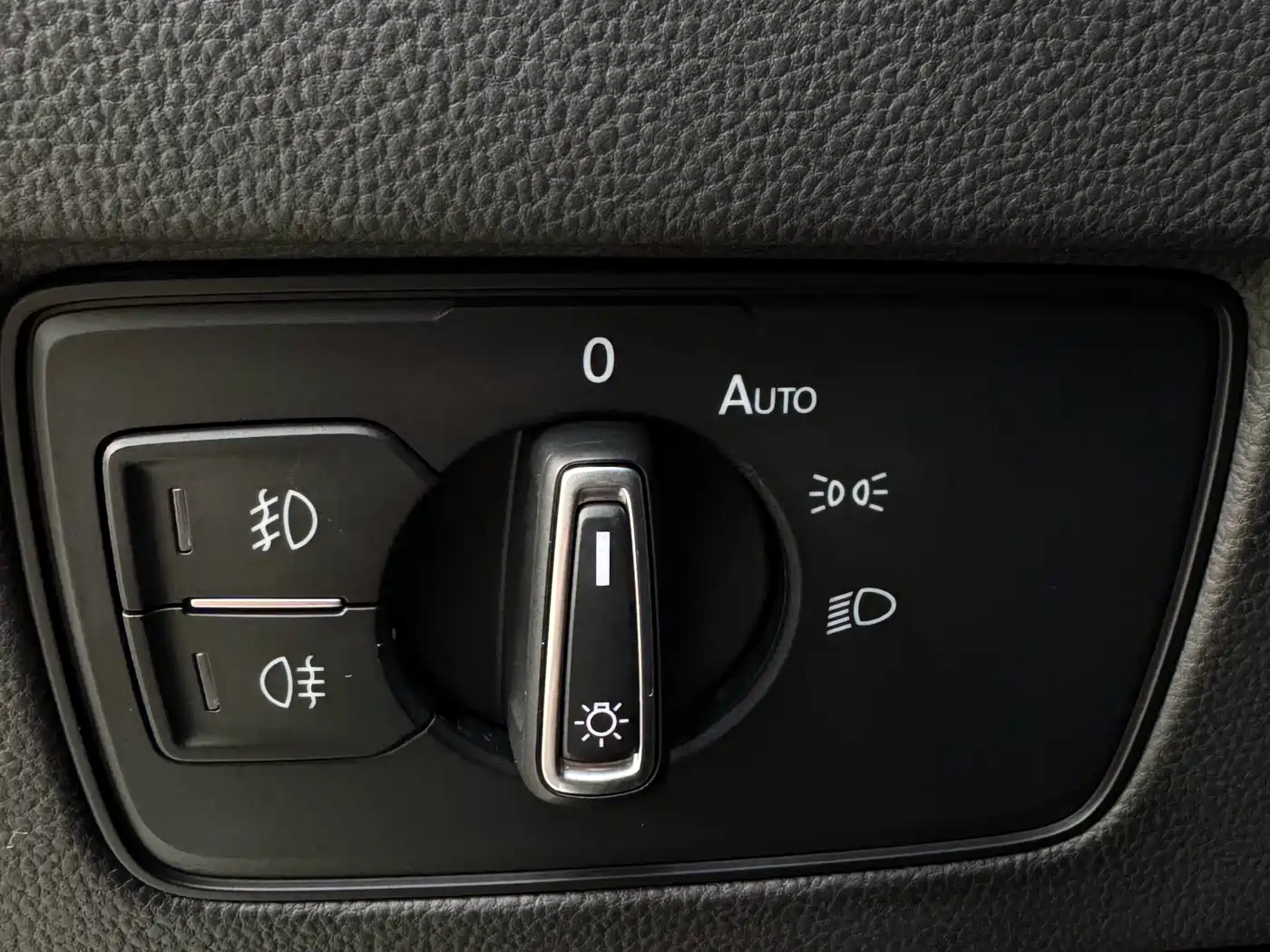 Volkswagen Magotan 2020 280TSI DSG Leading фото 13
