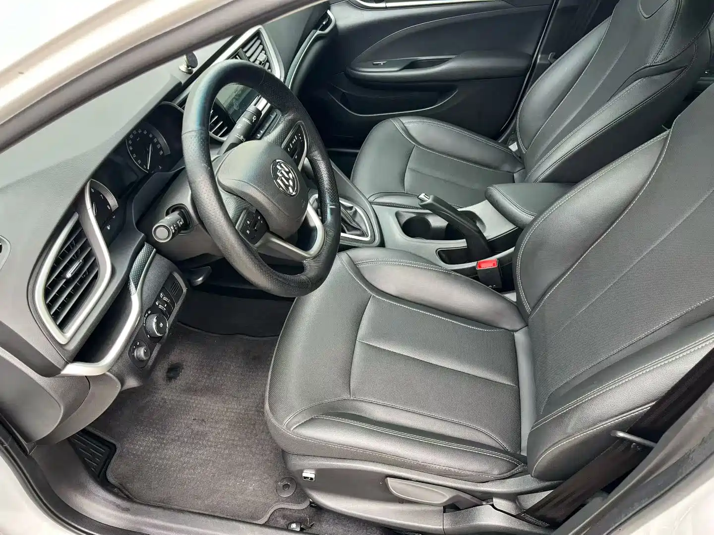 Фото 4 - Buick Excelle