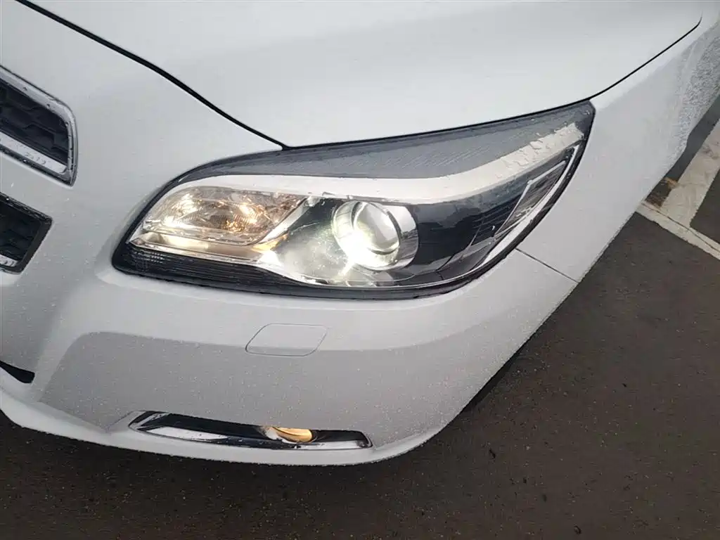 Chevrolet Malibu 2014 2.0L Automatic Luxury фото 24