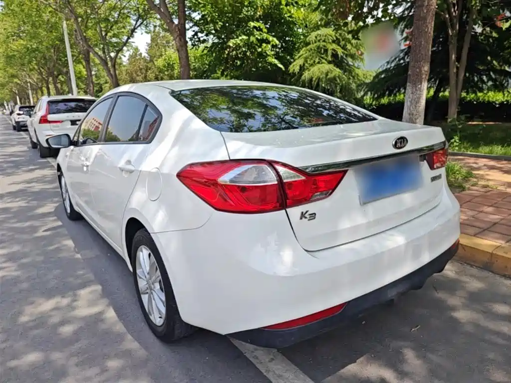 Kia K3 2017 1.6L Automatic 15th Anniversary Special GLS фото 5