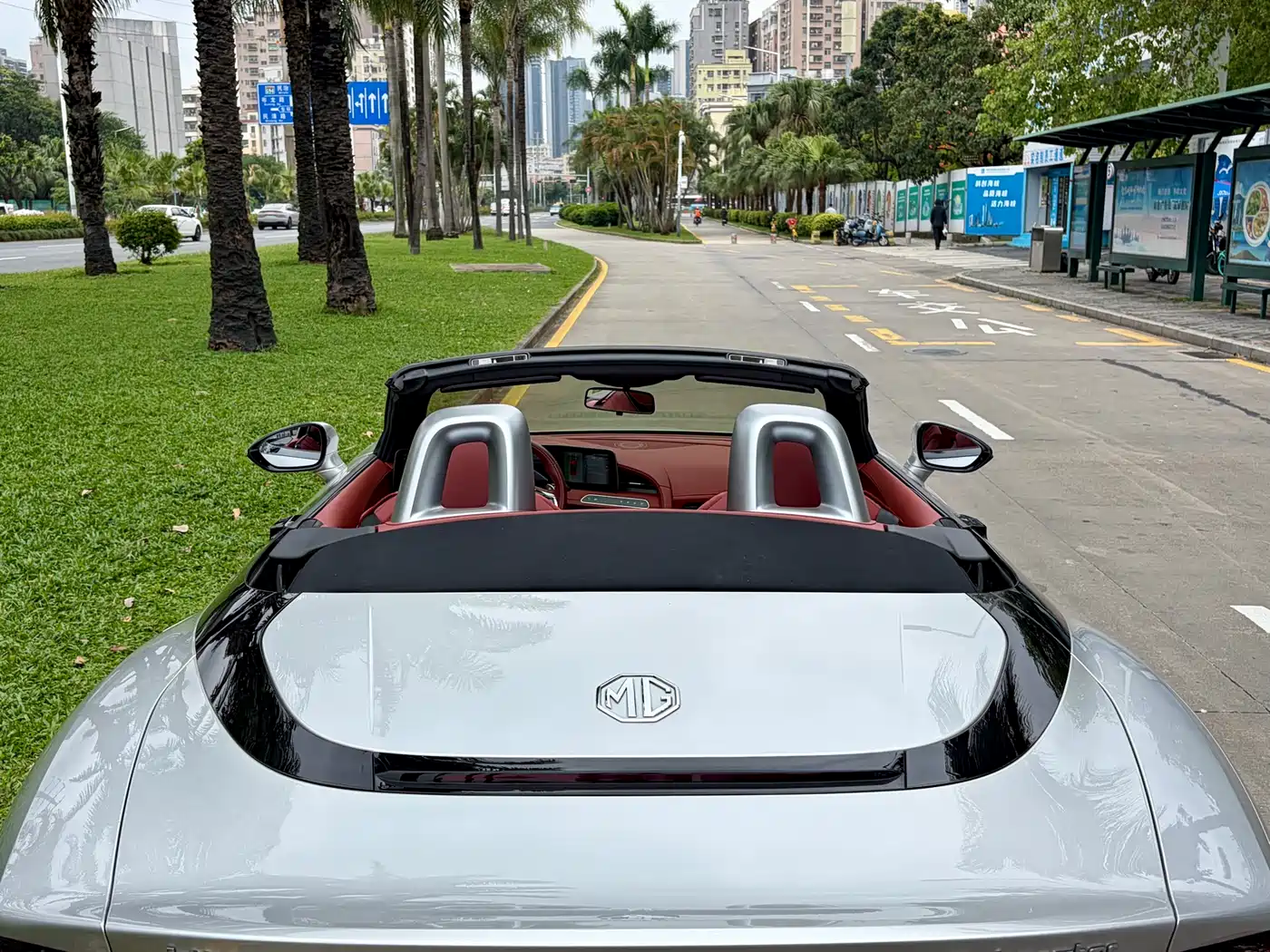 MG Cyberster 2024 580km Transcendent Edition фото 24