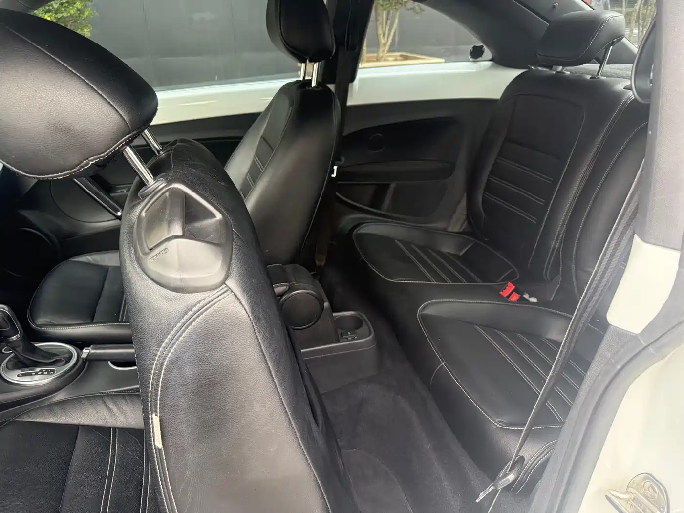 Volkswagen Beetle 2015 180TSI фото 8
