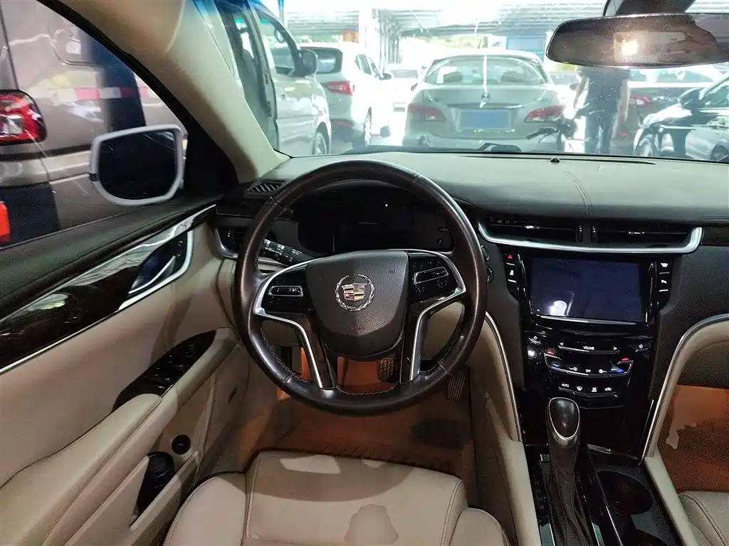 Cadillac XTS 2015 28T Comfort фото 3