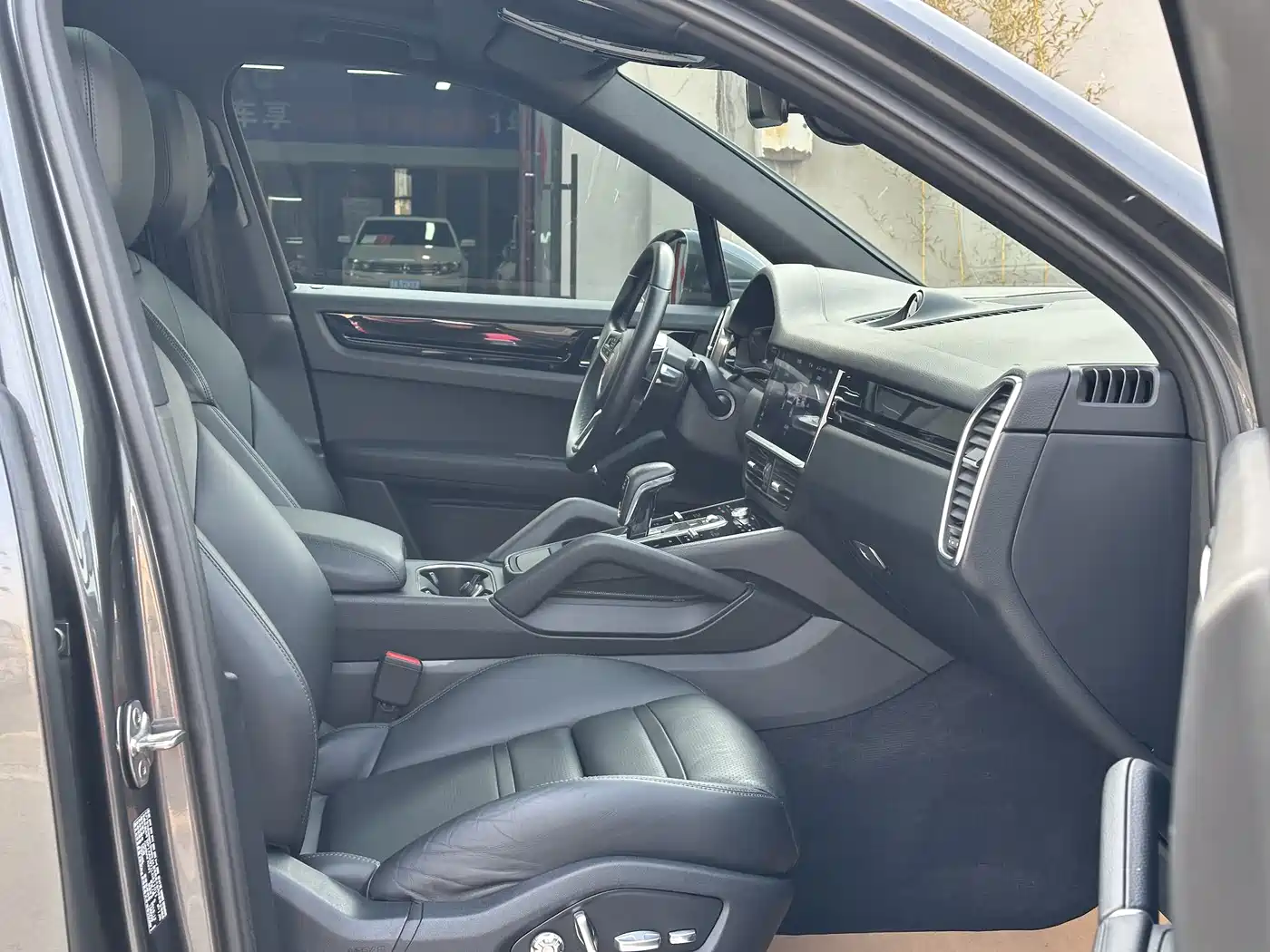 Porsche Cayenne 2019 Cayenne 3.0T фото 22