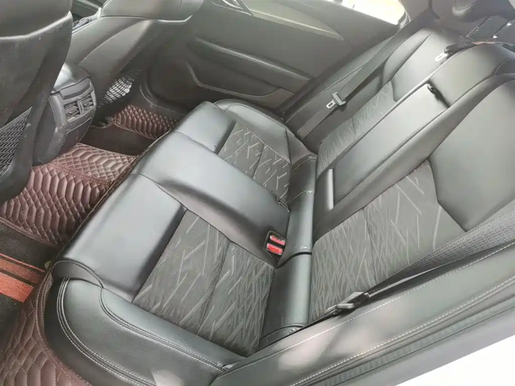 Cadillac ATS-L 2017 28T Technology фото 17