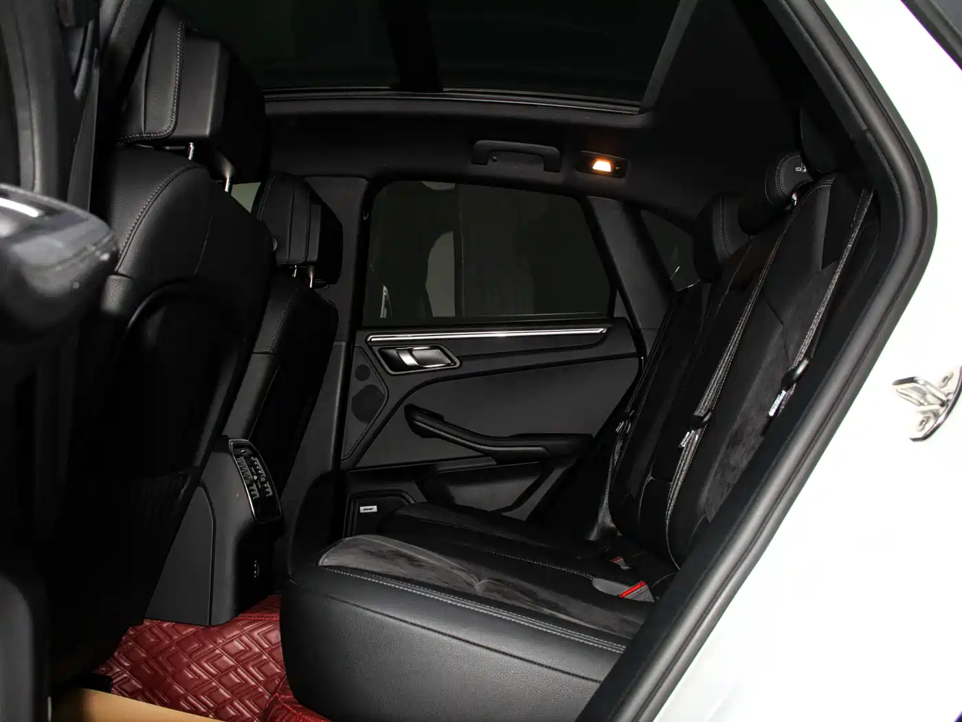 Porsche Macan 2021 Macan 2.0T фото 29