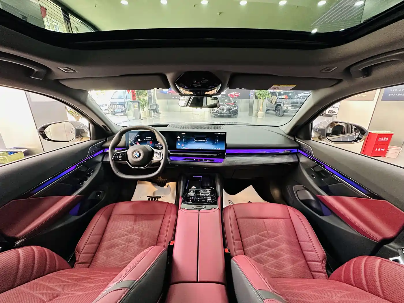 BMW 5 Series 2024 530Li Premium Luxury Package фото 4