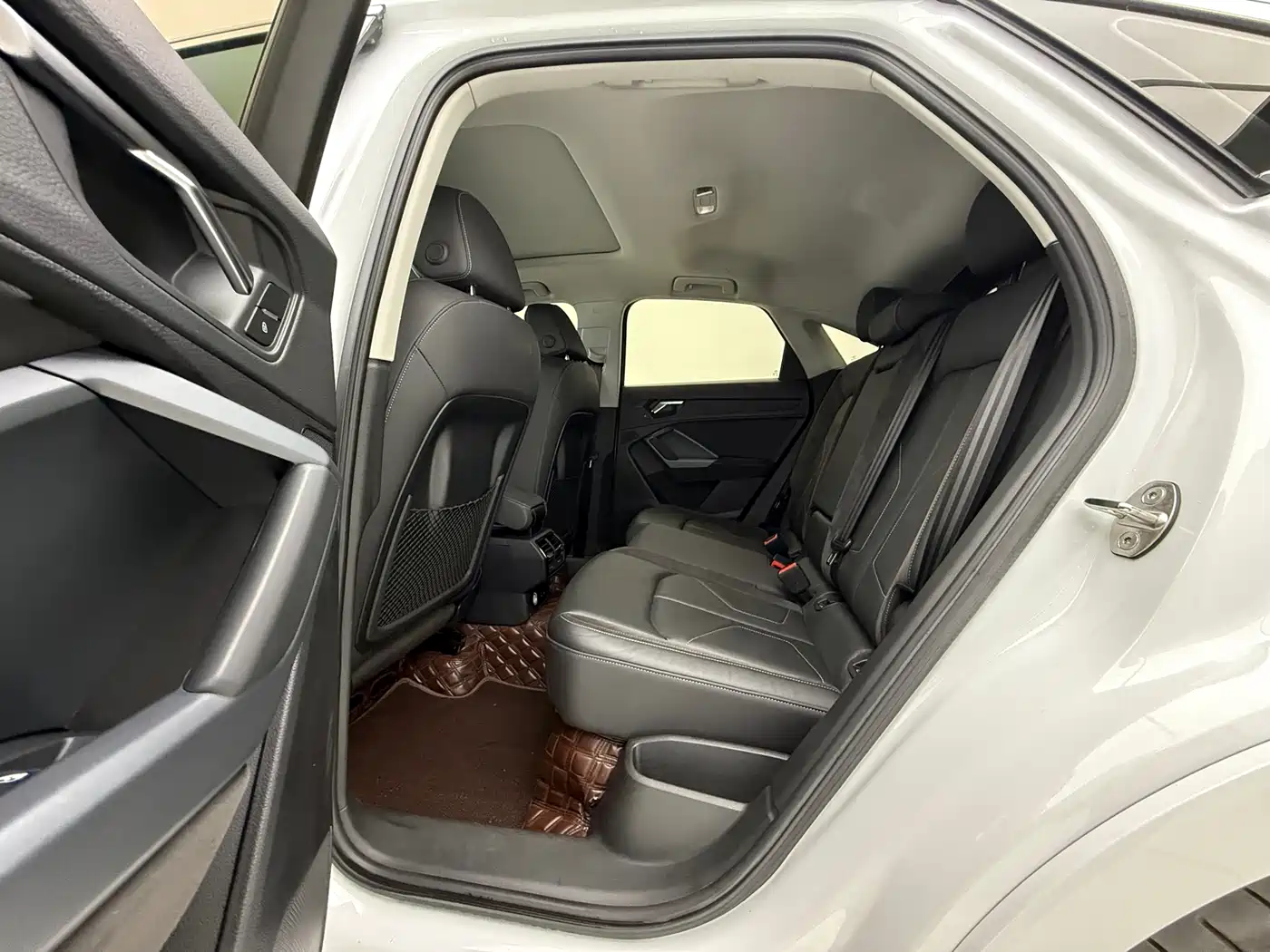 Audi Q3 Sportback 2022 35 TFSI Progressive фото 16
