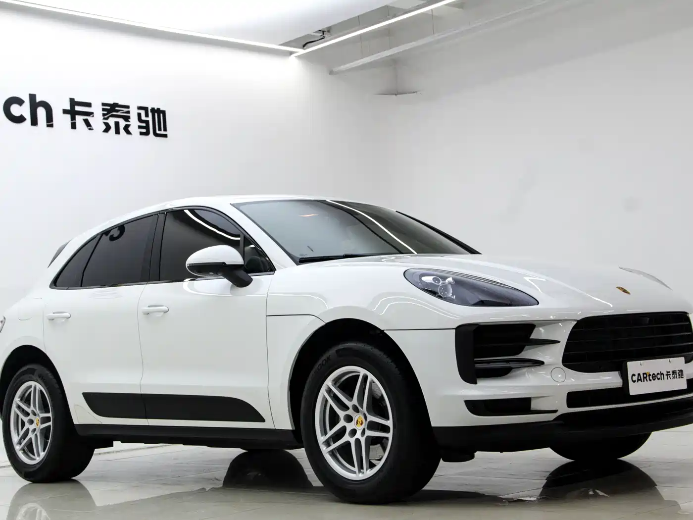 Porsche Macan 2021 Macan 2.0T фото 4