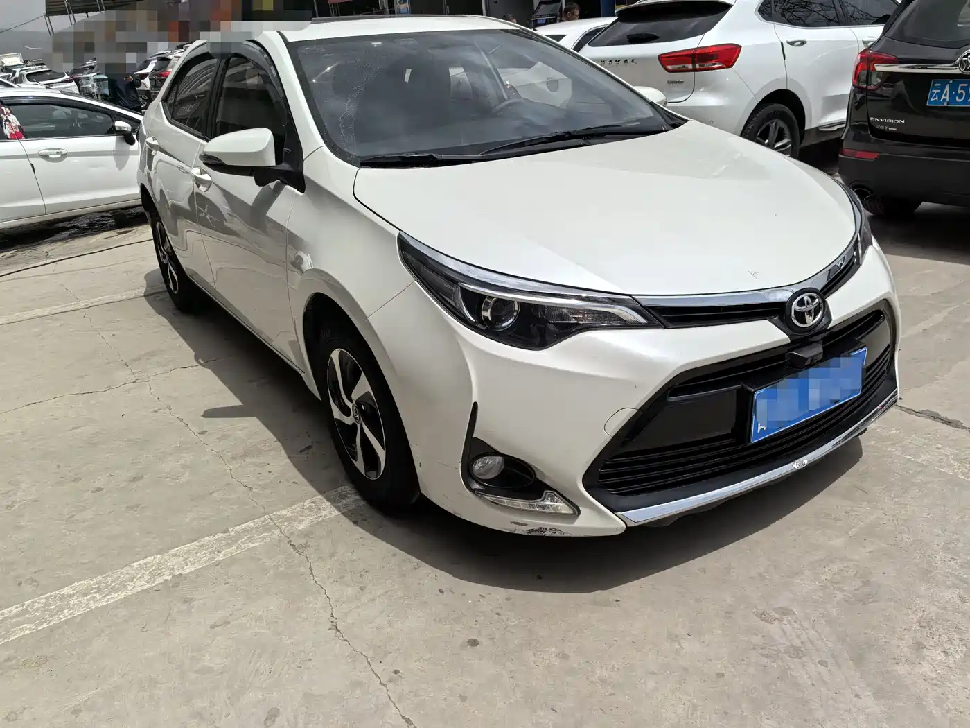 Toyota Levin 2017 Facelift 185T CVT Elite (China V) фото 3