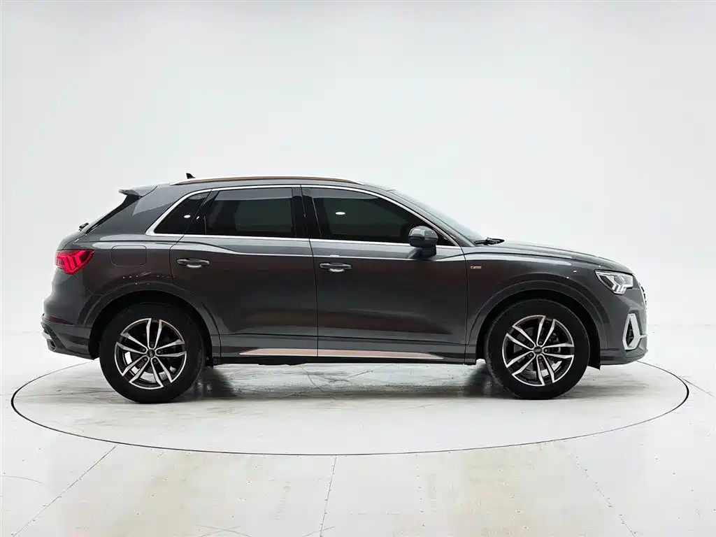 Audi Q3 2022 35 TFSI Progressive Dynamic фото 9