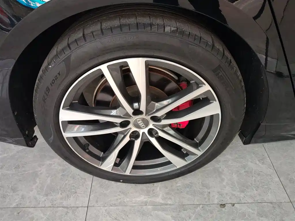 Audi A6L 2020 40 TFSI Luxury Dynamic фото 26