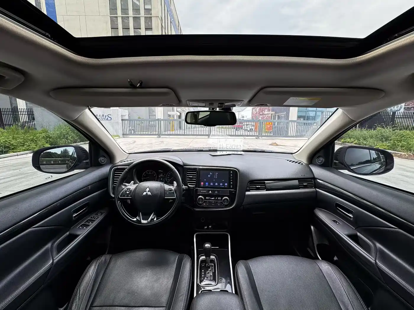 Фото 5 - Mitsubishi Outlander