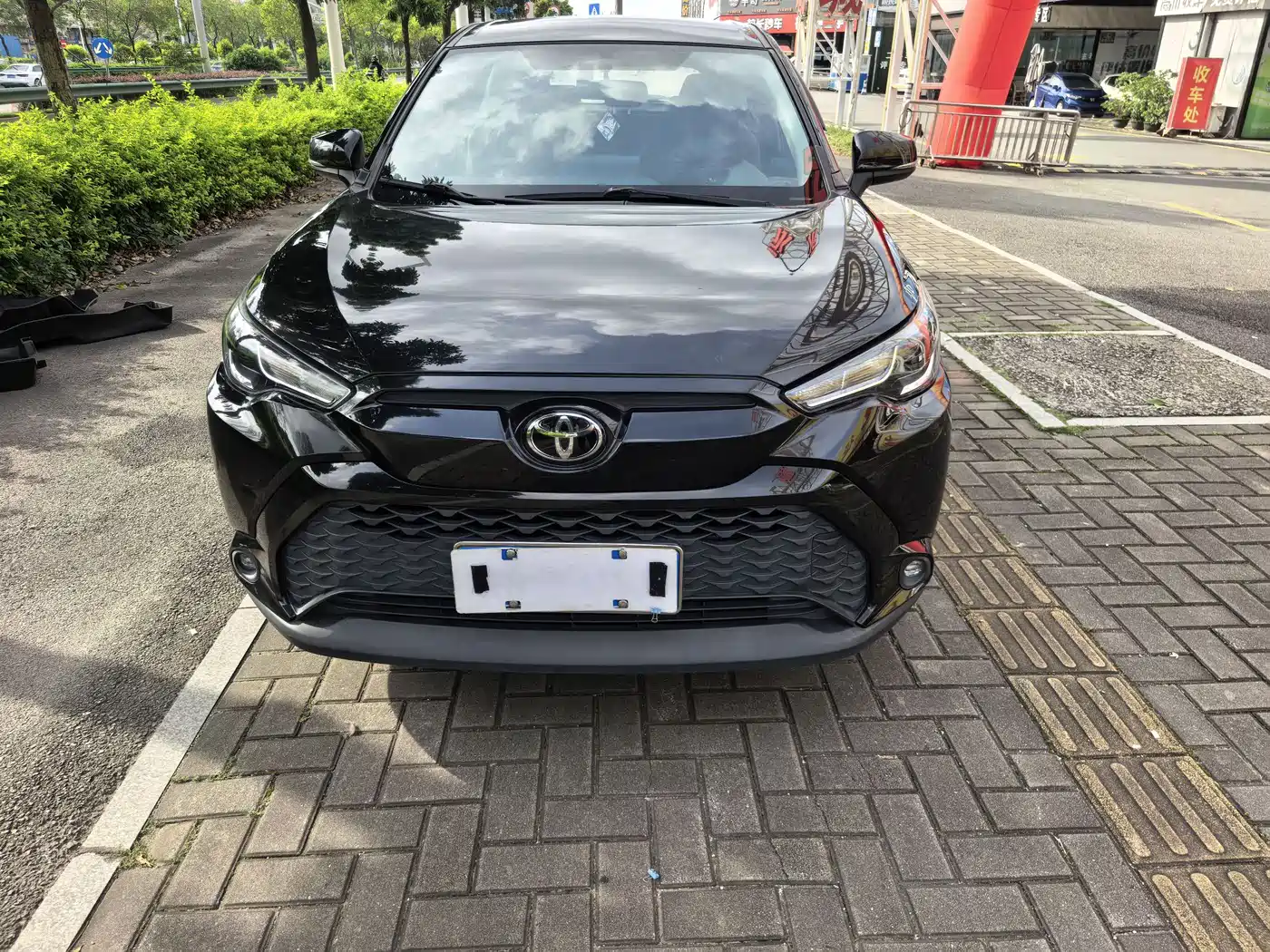 Toyota Frontlander 2022 2.0L CVT Elite фото 2