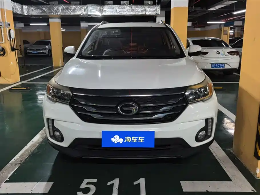 GAC Trumpchi Trumpchi GS4 2016 235T G-DCT Luxury Edition фото 2