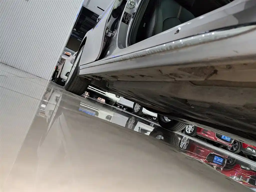 Toyota Camry 2023 2.0G Luxury Edition фото 21
