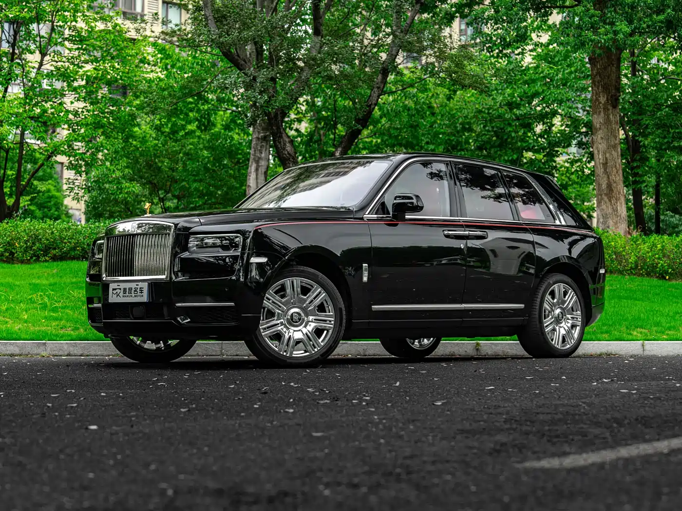 Rolls-Royce Cullinan 2024 — пригон из Китая