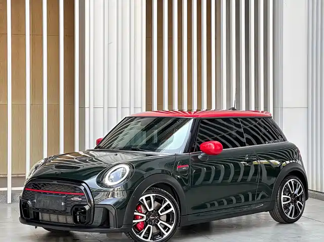 MINI JCW