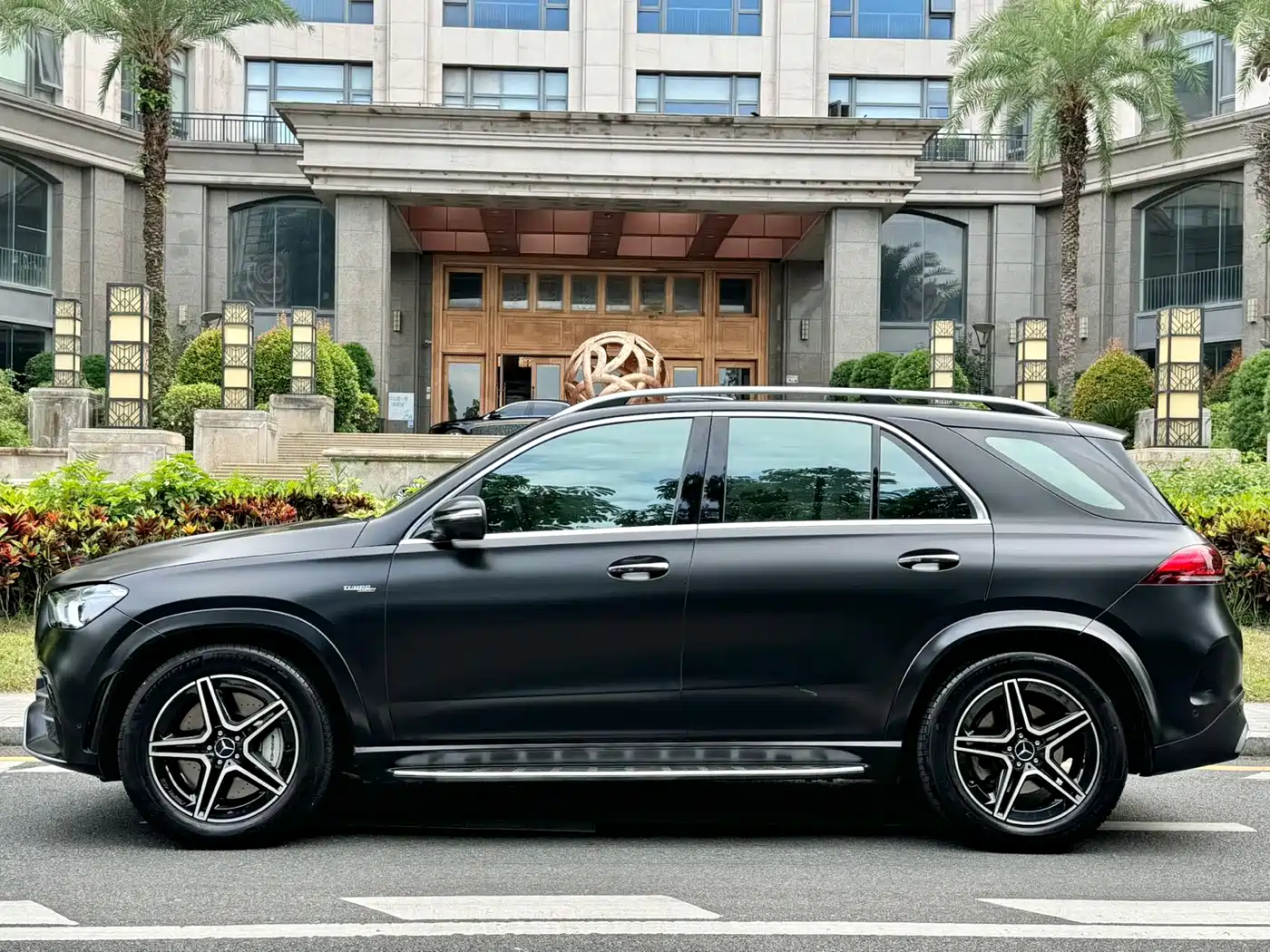 Mercedes-Benz GLE AMG 2020 AMG GLE 53 4MATIC+ фото 3