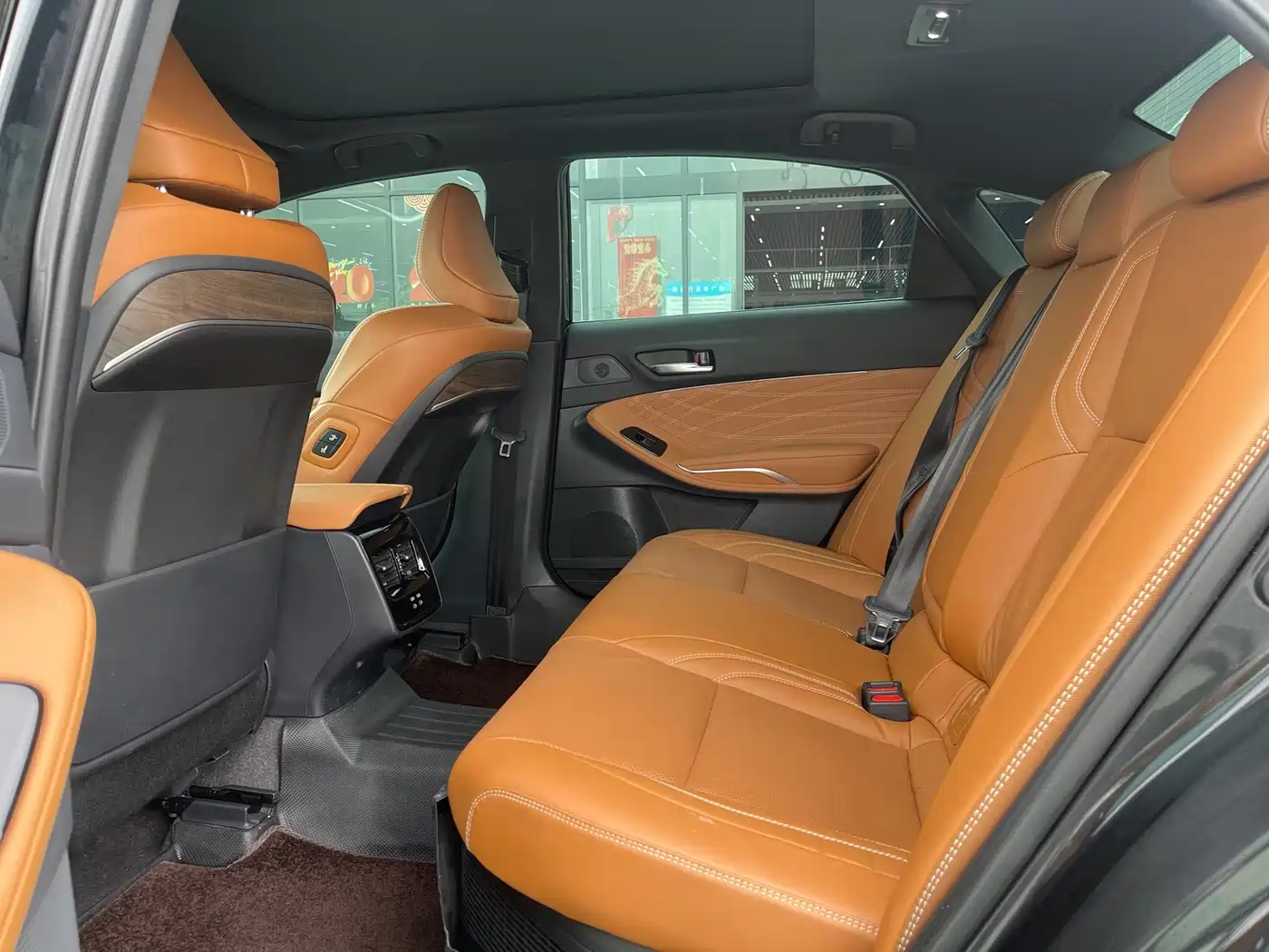 Toyota Avalon 2024 Model Hybrid 2.0L Prestige Edition фото 6