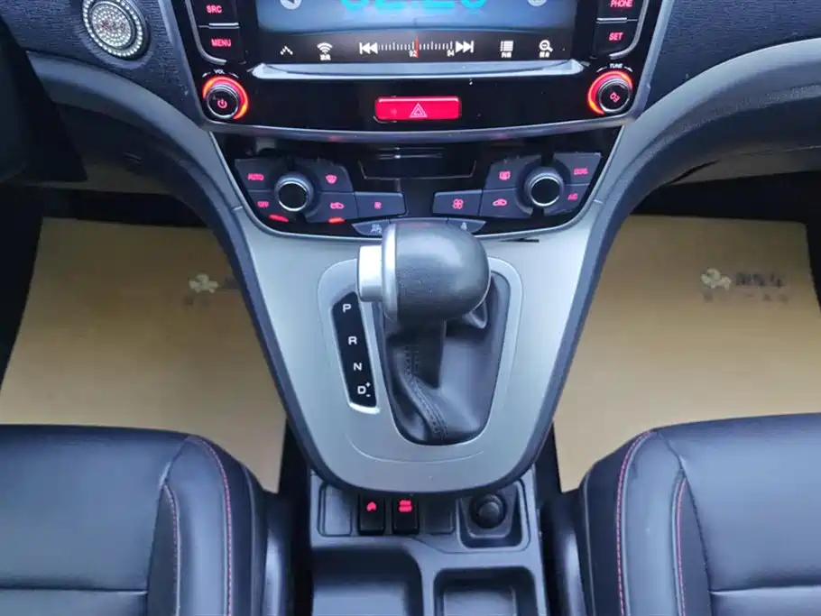 Haval M6 2019 1.5T DCT 2WD Value Edition (China VI) фото 16