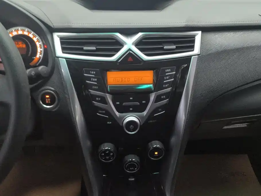 BYD F3 2020 1.5L Manual Premium Edition фото 13