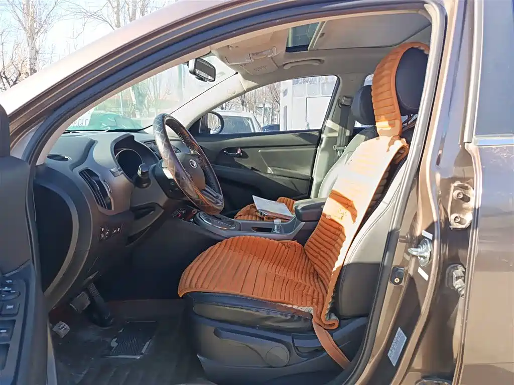 Kia Sportage 2015 2.0L Automatic 2WD DLX фото 15