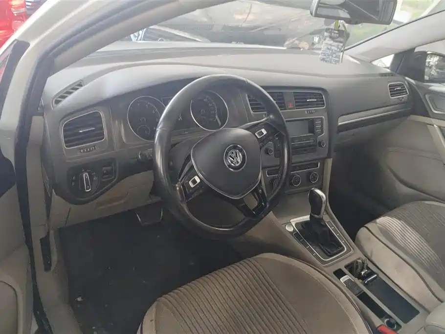 Volkswagen Golf 2015 1.4TSI Automatic Comfort фото 12