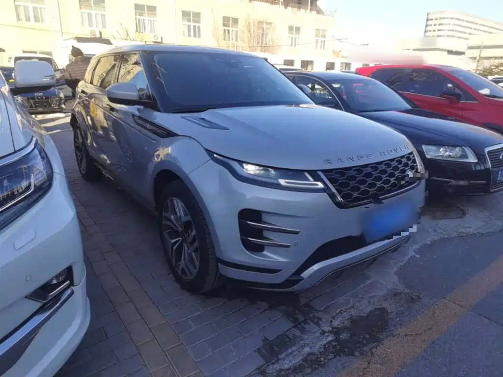 Land Rover Range Rover Evoque 2021 Range Rover Evoque L 249PS R-Dynamic HSE Luxury Edition фото 4