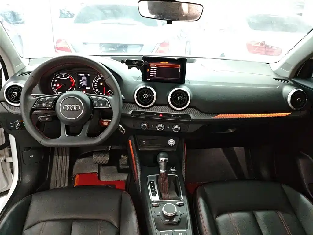Audi Q2L 2023 35TFSI Progressive Dynamic фото 12