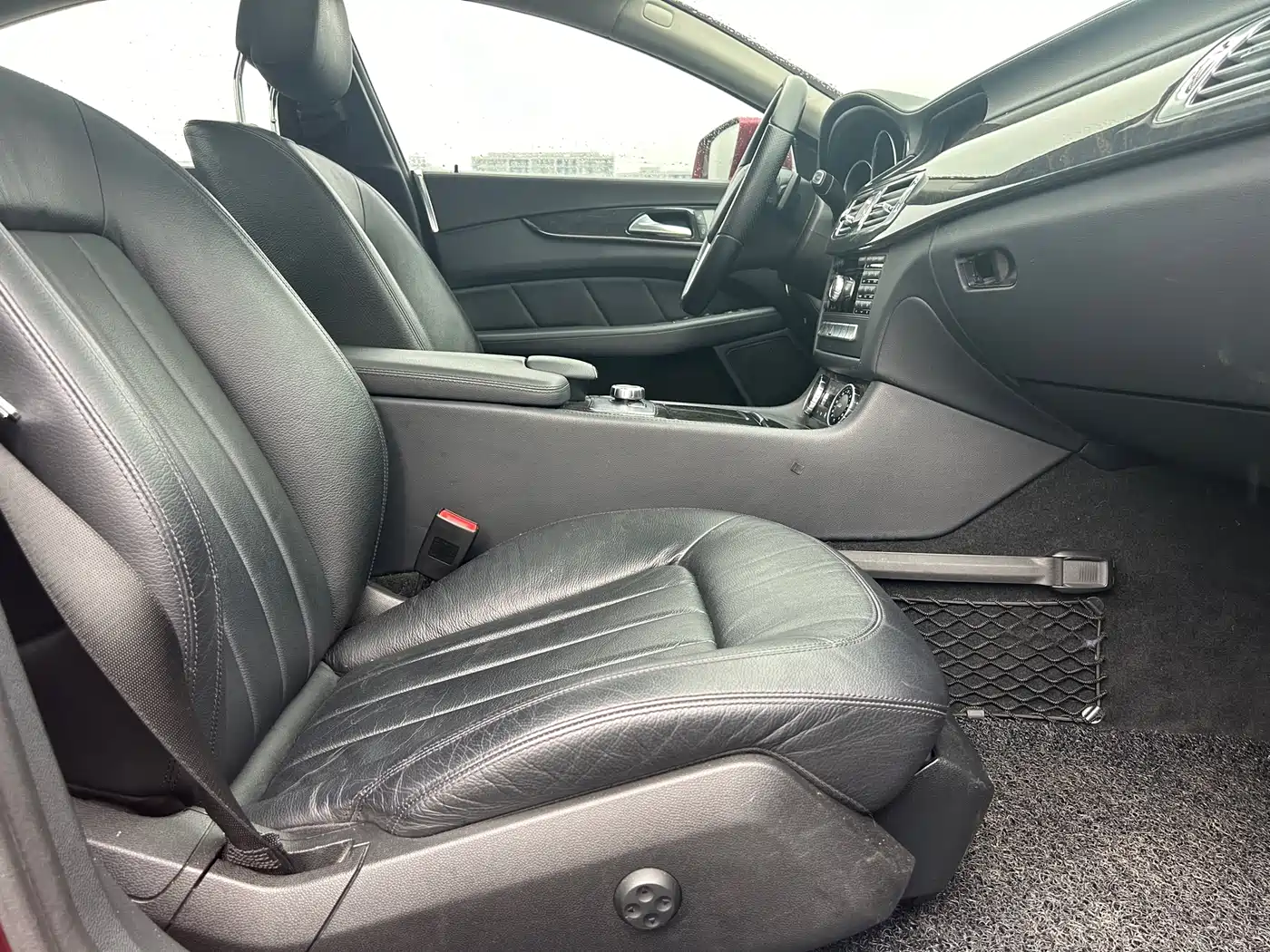 Mercedes-Benz CLS 2012 CLS 300 CGI фото 8
