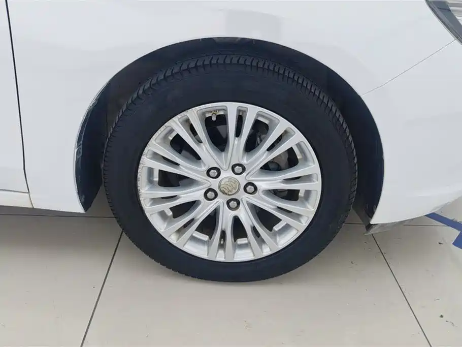 Buick Excelle 2015 15N Manual Elite фото 6