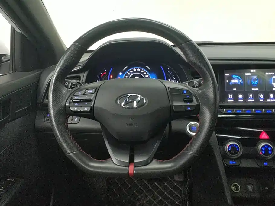 Hyundai Elantra 2019 1.4T Dual-clutch XuanDong·Vitality Type фото 15