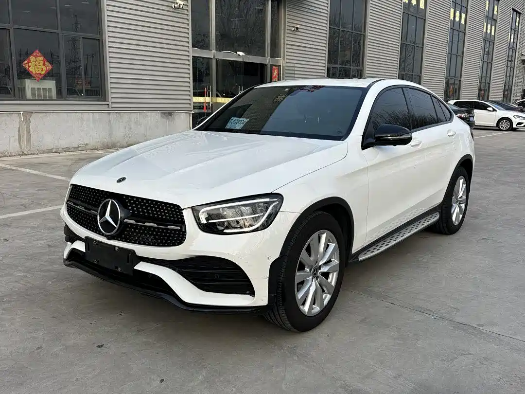Mercedes-Benz GLC Coupe 2021 GLC 260 4MATIC Coupe SUV фото 3