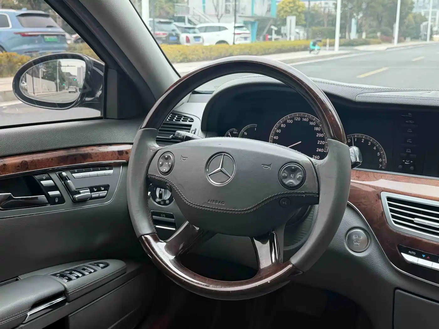 Mercedes-Benz S-Class 2008 Model S 500 L 4MATIC фото 10