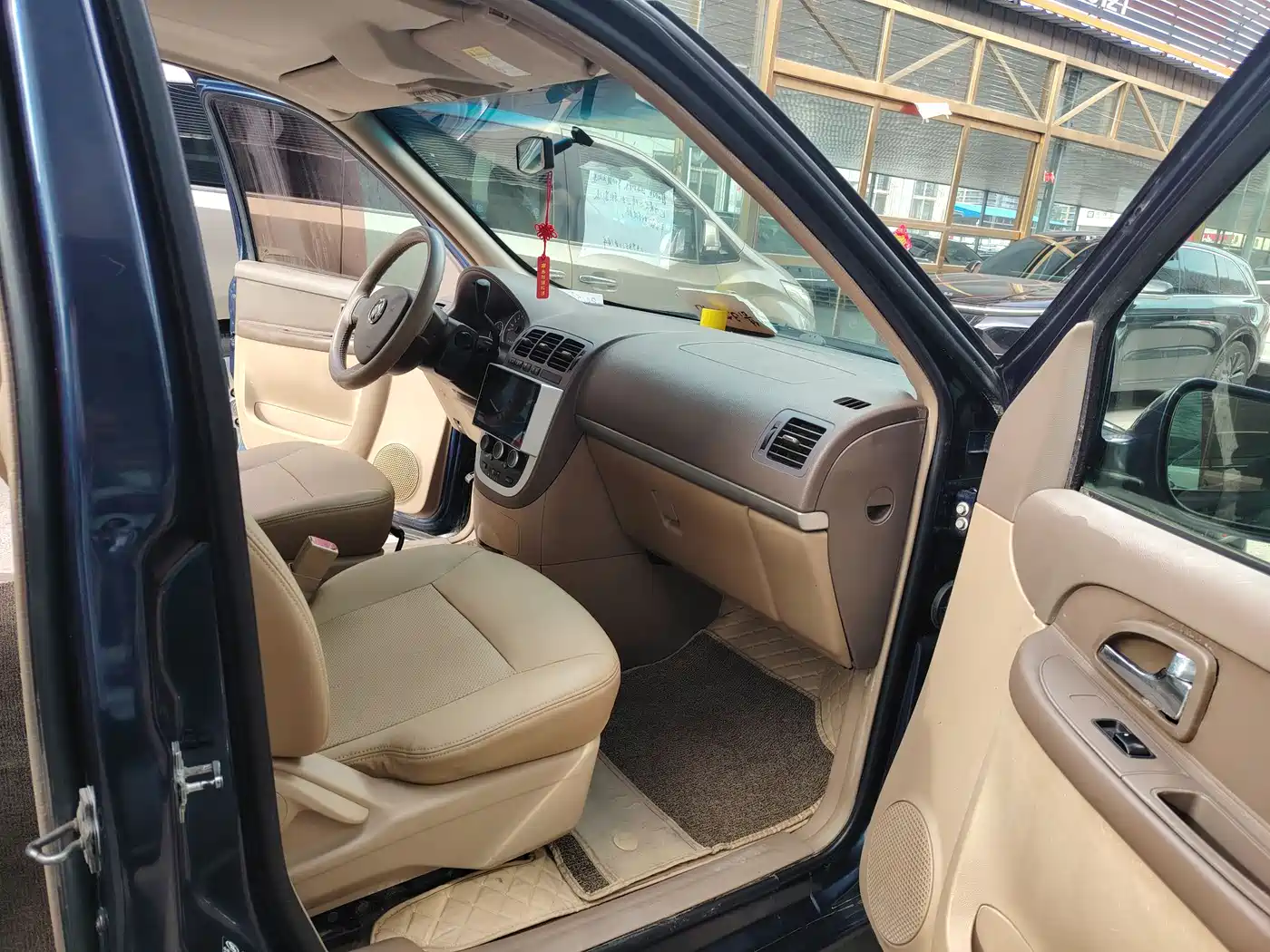 Buick GL8 2014 2.4L Classic Edition фото 10