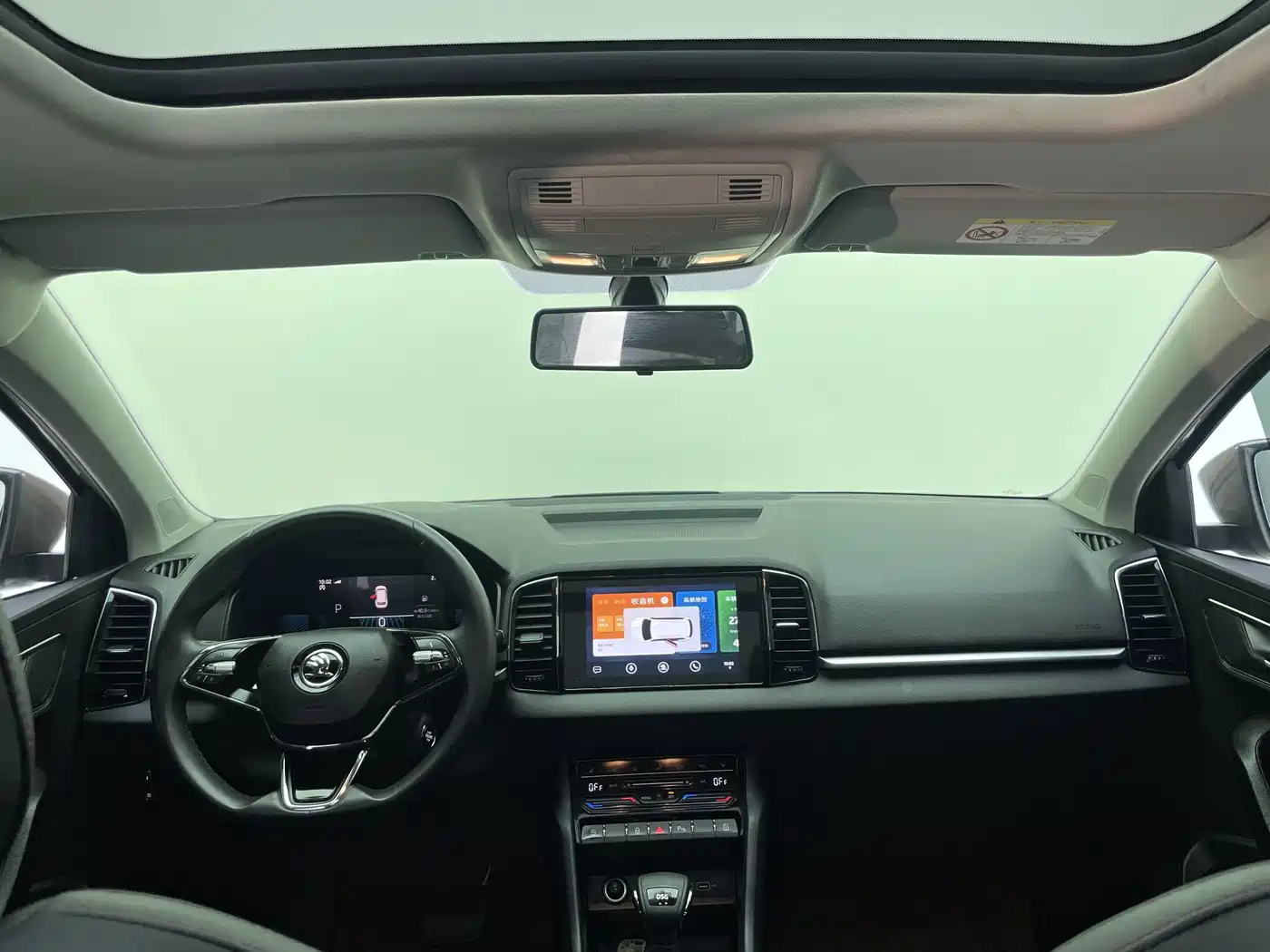 Škoda Karoq 2023 2022 TSI280 Premium Edition