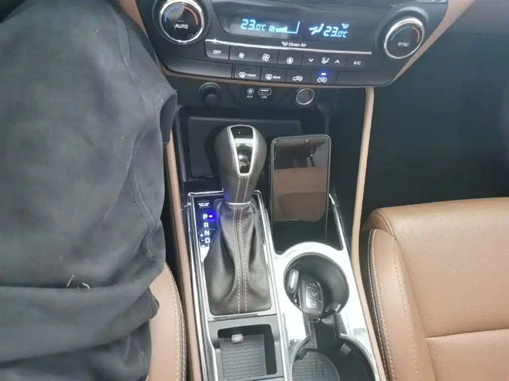 Hyundai Tucson 2015 1.6T Dual Clutch 2WD Smart фото 21