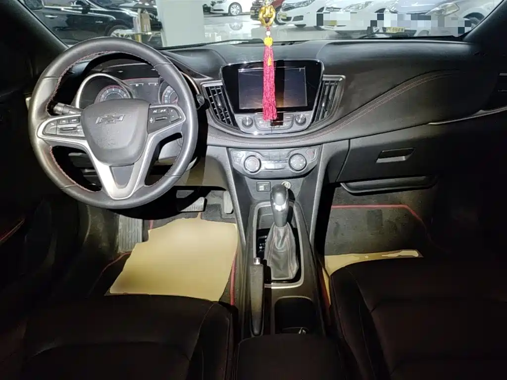 Chevrolet Monza 2019 RS 330T Auto Smooth Edition China VI фото 10