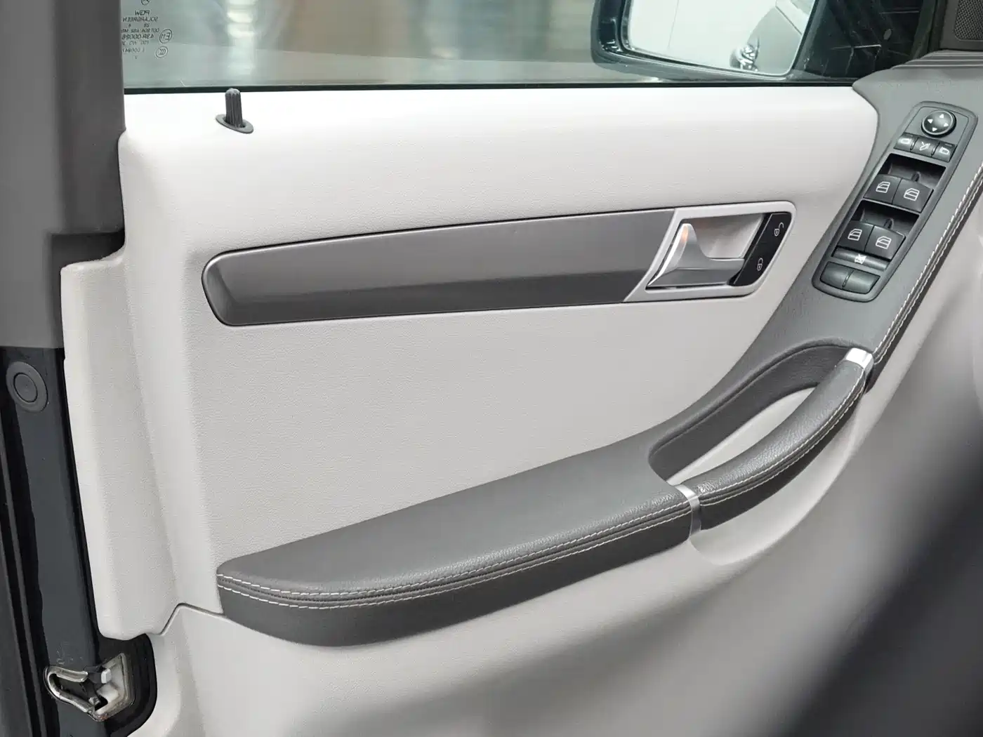 Mercedes-Benz R-Class 2014 R 320 4MATIC Business фото 22