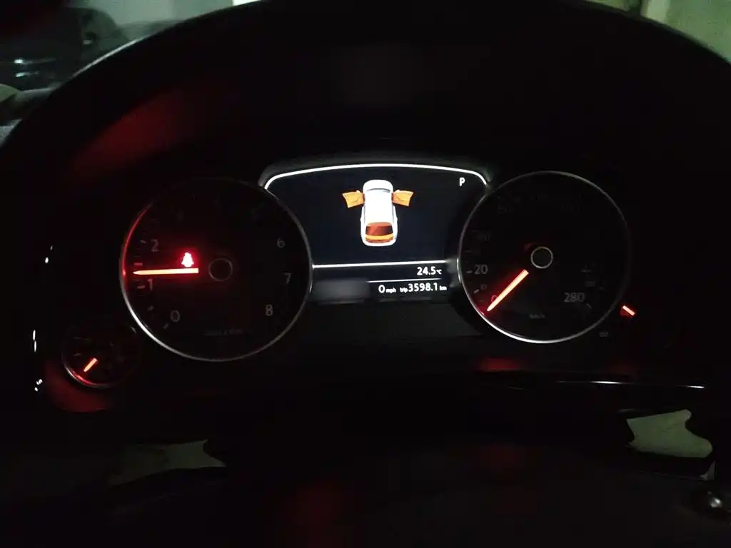 Volkswagen Touareg 2017 3.0TSI Explorer Edition фото 4